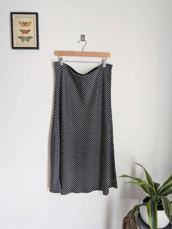 J. Crew Dresses & Skirts - NWOT J.Crew Polka Dot Midi Slip Skirt Women's Black White Size XL